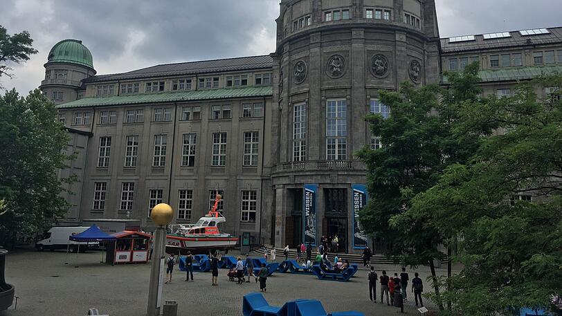 Wie viel Geld in die Sanierung des Deutschen Museums gesteckt werden muss? Sicher ist nur, dass es mehr als die ursprünglich veranschlagten 445 Millionen Euro sein werden.