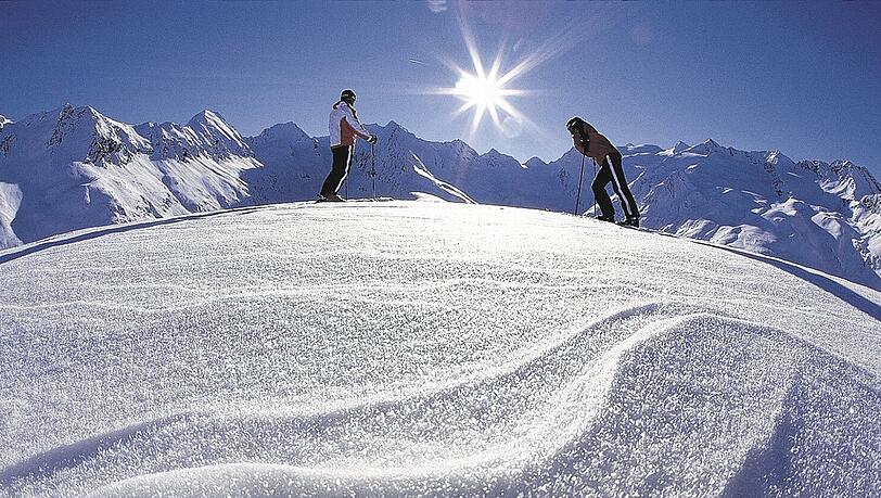 Obergurgl-Hochgurgl zählt zu den schneesichersten Wintersportgebieten in den Alpen. Obergurgl-Hochgurgl zählt zu den schneesichersten Wintersportgebieten in den Alpen.