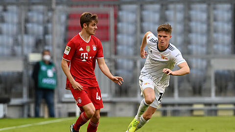 Josip Stanisic wurde vom FC Bayern zuletzt mit einem Profivertrag belohnt.
