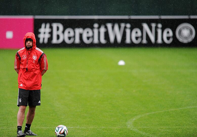 Training im strömenden Regen von Südtirol. Die Bilder von Tag 6.