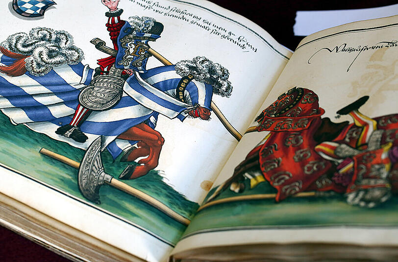 3. April 1516: Durch die bayerischen Herzöge Wilhelm IV. in München und Ludwig X. in Ingolstadt wird das Reinheitsgebot erlassen. Ein Turnierbuch (200 Jahre alter Nachdruck) zeigt Wilhelm als Turniersieger.