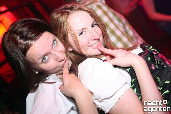 Wies'n Pornös &ndash; Die heißeste After Wies&rsquo;n Party der Stadt!" gibt's in der Nachtgalerie (Samstag, 6.10.12) - alle Bilder von dieser Party hier: www.nachtagenten.de