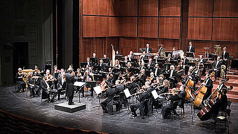 Die Münchner Symphoniker bekommen in den nächsten fünf Jahren eine kräftige Finanzspritze.