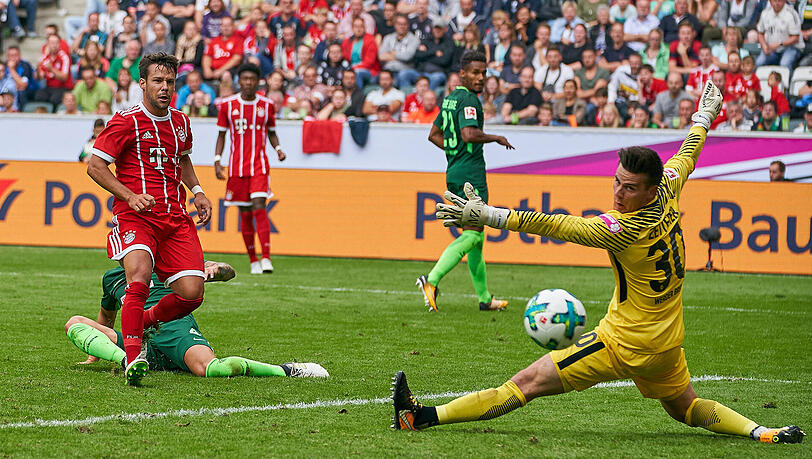 Juan Bernat trifft zum 2:0 für den FC Bayern. Es ist die Entscheidung in diesem Finale. Juan Bernat trifft zum 2:0 für den FC Bayern. Es ist die Entscheidung in diesem Finale.