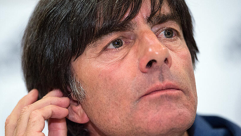 Bundestrainer Joachim Löw räumt DFB-Neulingen noch Chancen im Kampf um einen Kader-Platz für die EM ein. Bundestrainer Joachim Löw räumt DFB-Neulingen noch Chancen im Kampf um einen Kader-Platz für die EM ein.