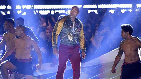 Sie tanzen für "The Rock": Dwayne Johnson erhält den "Generation Award".