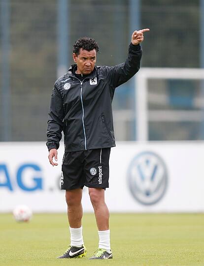 Ricardo Moniz packt an: Bilder von der ersten Trainingseinheit unter dem neuen Trainer.