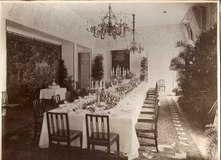 Hotel "Vier Jahreszeiten" - historische Aufnahmen