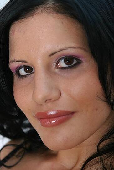 Giovanna, 25 Jahre  Mehr Bilder von mir gibt es auf erotik1.de