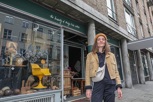 Jeans Kaltenbach in der Herzogspitalstraße schließt. Auch Judith Pawelke (43) wird ihren Laden schräg gegenüber in wenigen Wochen aufgeben. Jeans Kaltenbach in der Herzogspitalstraße schließt. Auch Judith Pawelke (43) wird ihren Laden schräg gegenüber in wenigen Wochen aufgeben.
