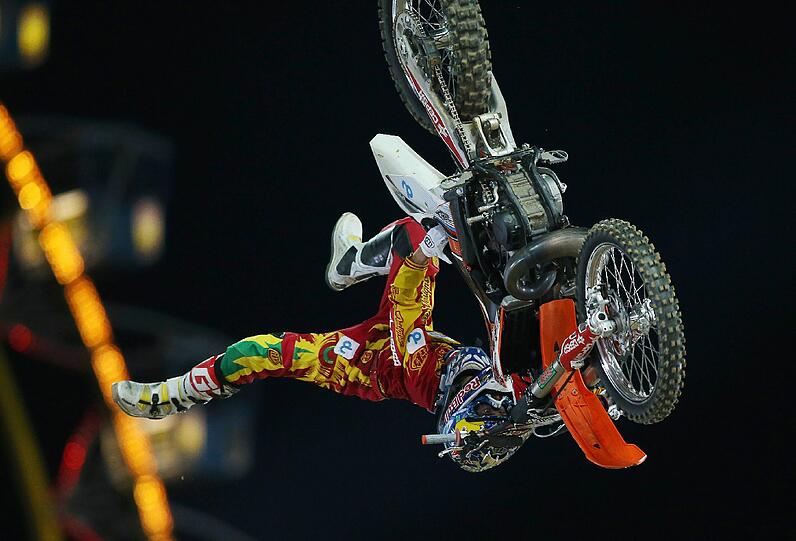 Am Samstag haben die X-Fighters in München Station gemacht - und spektakuläre Stunts gezeigt. Mit von der Partie beim letzten Stopp vor dem Finale in Sydney: Die Stars der Szene rund um den Spanier Dany Torres.