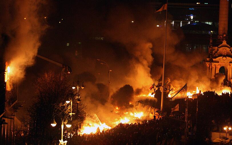 Blut, Feuer, Gewalt: Die Situation in Kiew ist in der Nacht weiter eskaliert. Die Bilder aus der Ukraine.