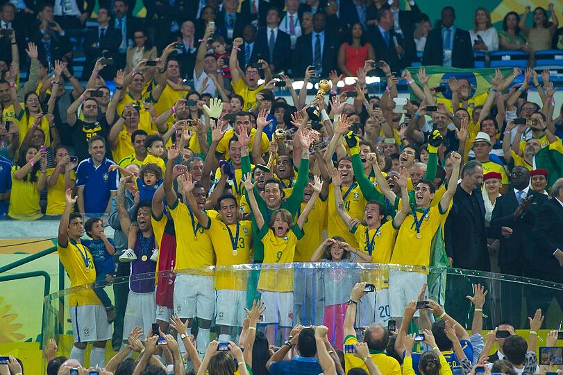 Brasilien gewinnt im Confed-Cup-Finale gegen Welt- und Europameister Spanien mit 3:0.