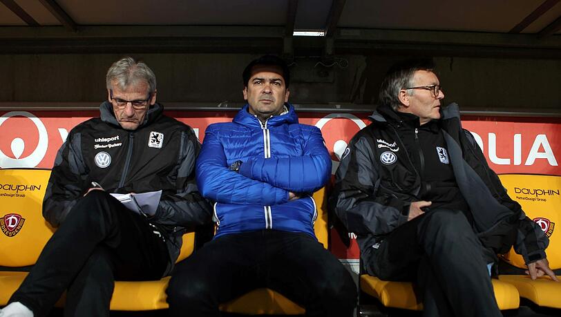 Der neue 1860-Sportdirektor: Gerhard Poschner erstmals auf der Löwen-Bank. Aus dem 2:4 bei Dynamo Dresden will er Konsequenzen ziehen. Der neue 1860-Sportdirektor: Gerhard Poschner erstmals auf der Löwen-Bank. Aus dem 2:4 bei Dynamo Dresden will er Konsequenzen ziehen.