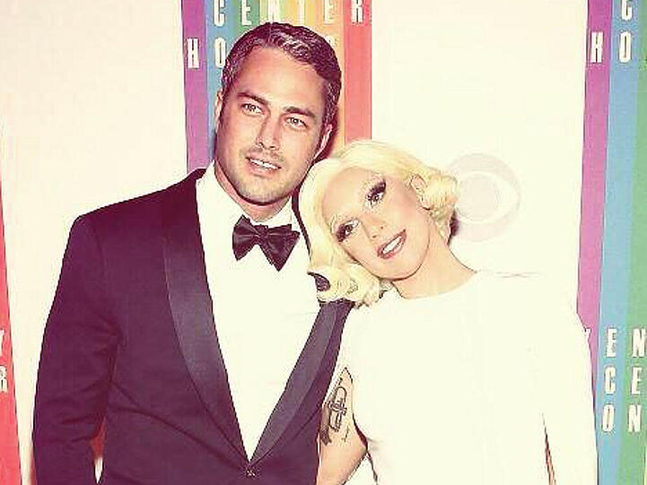 Ein seltener Anblick: Lady Gaga mit ihrem Freund Taylor Kinney auf dem roten Teppich beim Kennedy-Preis