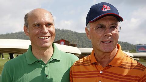 Franz Beckenbauer mit seinem Sohn Thomas beim Golfen auf Mallorca 2008.