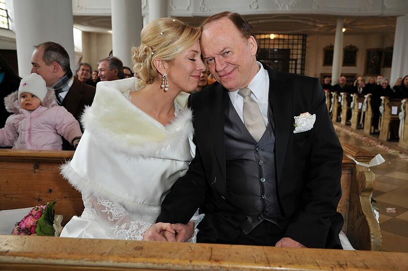 Die Traumhochzeit von Star-Koch Winkler und seiner Denise - sehen Sie hier die wunderschönen Bilder aus dem zugeschneiten Aschau.