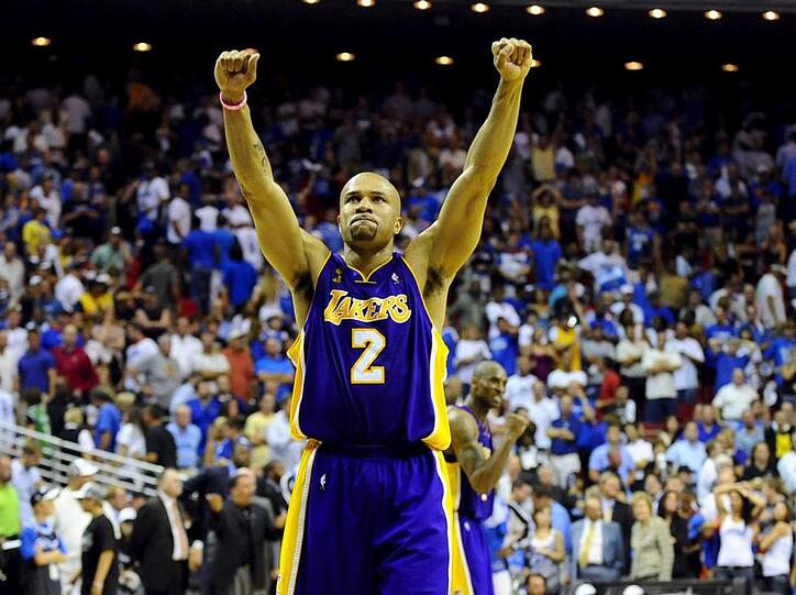 Derek Fisher bejubelt den Lakers-Sieg.