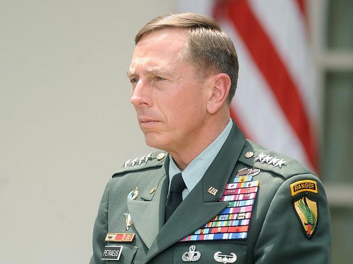 Irrtümlichen Angriff auf einen pakistanischen Posten an der afghanischen Grenze: US-General David Petraeus sprach sein Bedauern aus. (Archivbild)