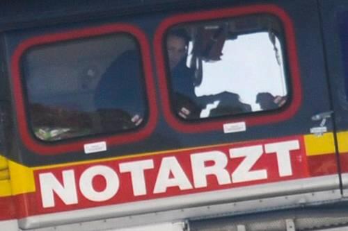 Die Fahrerin überlebte schwerverletzt. (Archivbild)