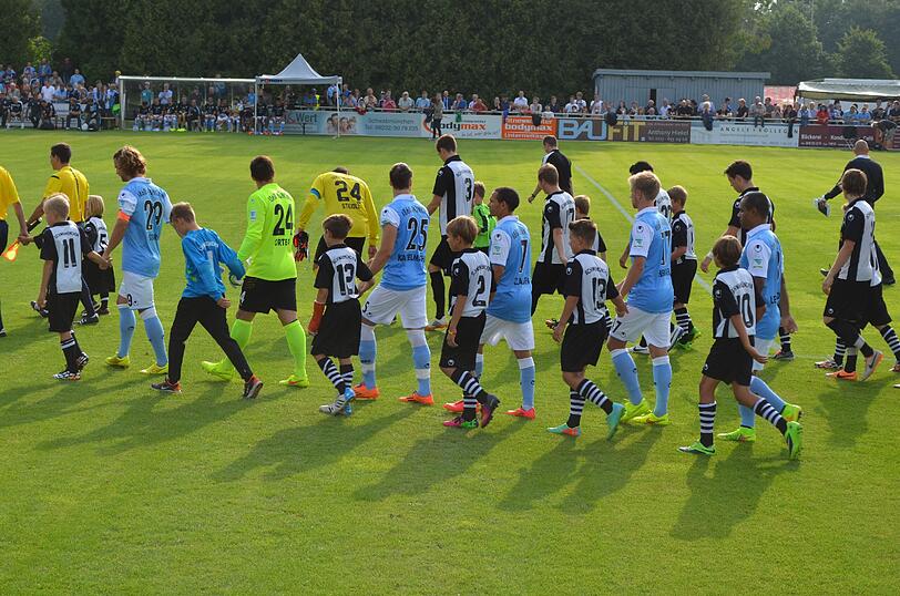 Die Bilder vom Testspiel-Sieg der Löwen gegen den TSV 1863 Schwabmünchen.