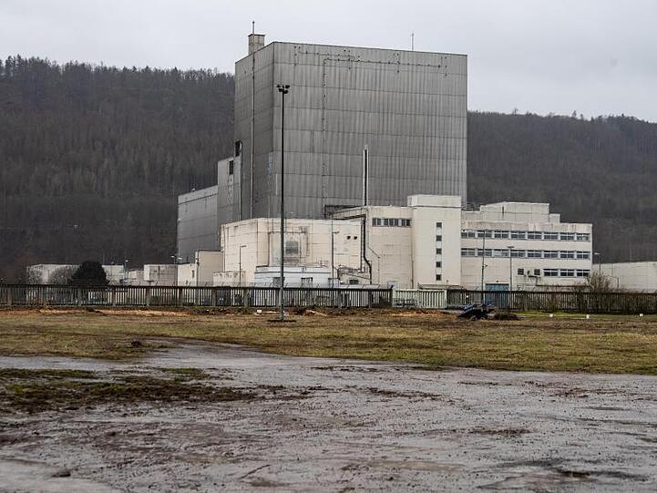 Außenaufnahme vom ehemaligen Atomkraftwerk Würgassen.