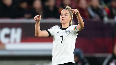 Kapitänin Giulia Gwinn möchte sich mit der deutschen Auswahl für die WM 2027 in Brasilien qualifizieren. (Archivbild)