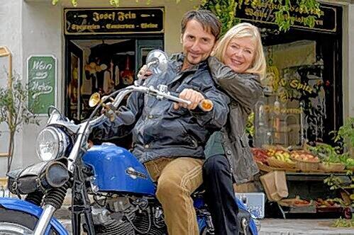 Im Film und im Leben sind sie ein Paar: Jutta Speidel und Bruno Maccallini.