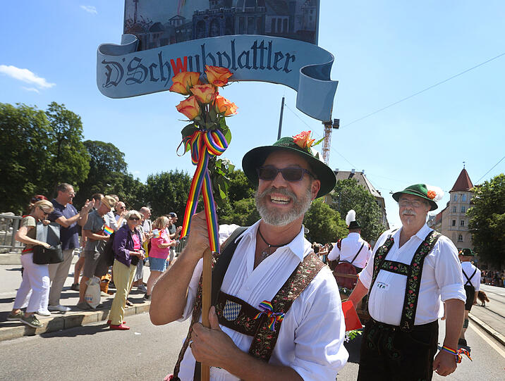 Bunte Parade in München: Die Bilder vom Christopher Street Day 2022.