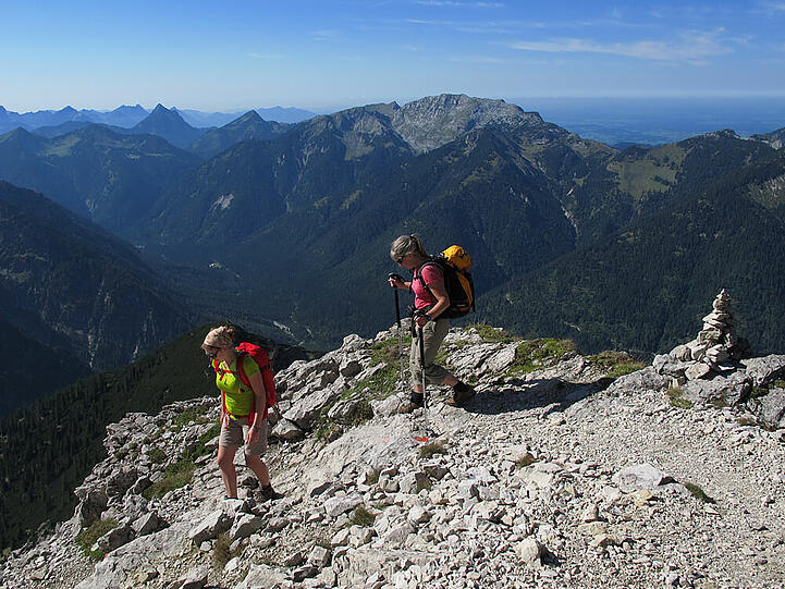 Die Alpenvereinssektionen München & Oberland bieten Einstiegskurse ins Wandern und Bergsteigen.