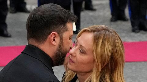 Am Nachmittag wurde er von Meloni empfangen.