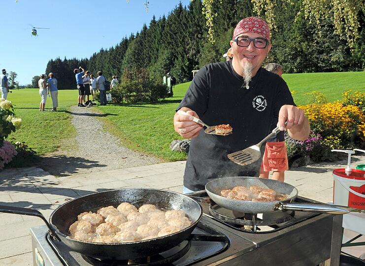 Golfen für den guten Zweck: Die Schauspieler und Moderatoren versuchten in Tutzing richtig zu punkten.