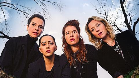 "Wendehammer: Schöne neue Welt": Franziska (Susan Hoecke, v.l.), Samira (Elmira Rafizadeh), Meike (Meike Droste) und Nadine (Friederike Linke) stehen vor neuen Problemen.