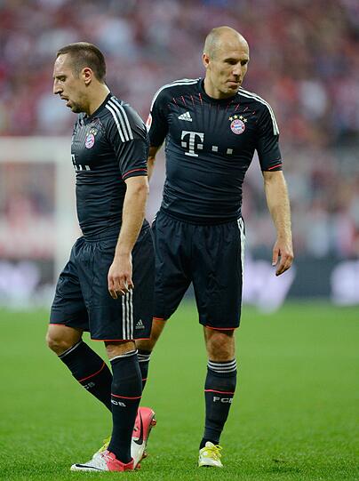 FRANCK RIBÉRY NOTE 3 Tempo, Tempo! Der Franzose rochierte viel, wechselte mit Robben die Seiten, tauchte zentral auf. Kostet Kraft, bringt aber ?ne Menge Überraschendes.