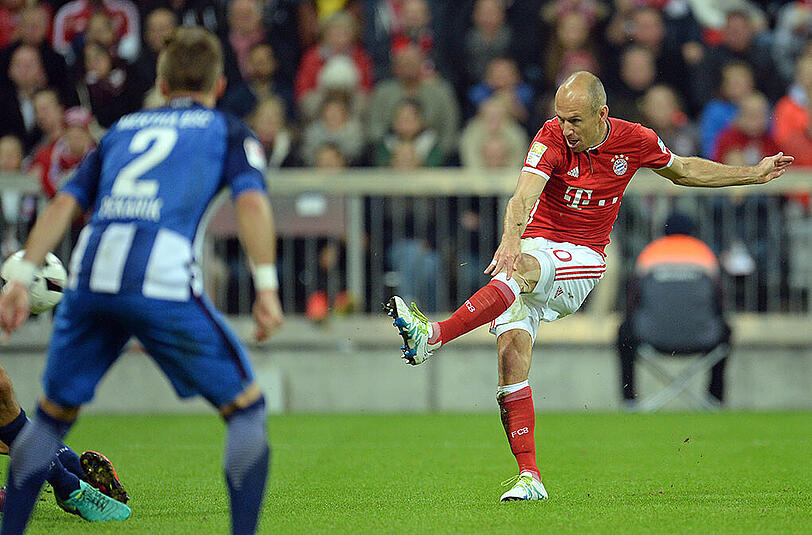Arjen Robben - Note 2: Unter Standing Ovations eingewechselt (65.). Krönte sein Saisondebüt mit dem 3:0 (72.).