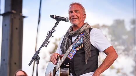 Kevin Costner stand am vergangenen Wochenende selbst auf der B&uuml;hne.