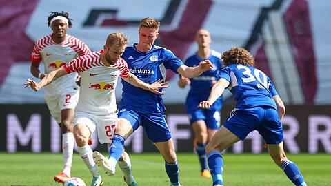Die Schalker Spieler konnten in Leipzig den Abstieg nicht verhindern.