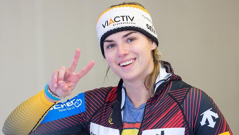 Bobpilotin Kim Kalicki hat mit ihrer Anschieberin Leonie Fiebig den Weltcup im lettischen Sigulda gewonnen.