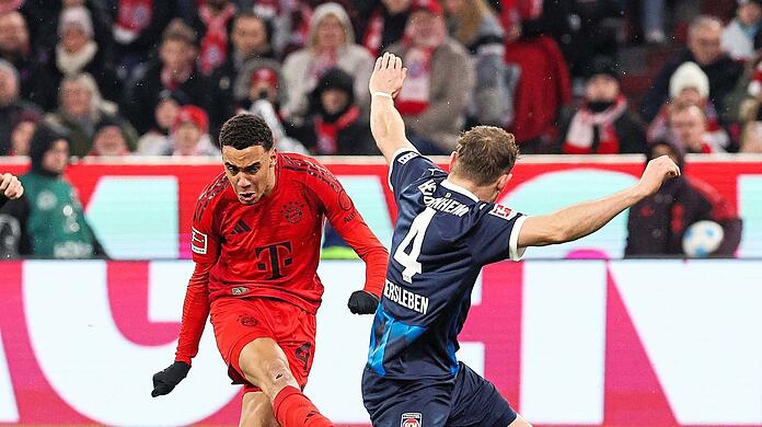Doppeltorschütze beim 4:2 des FC Bayern gegen Heidenheim: Jamal Musiala (l.), der seinen Vertrag über 2026 hinaus verlängern soll. Revierfoto/imago