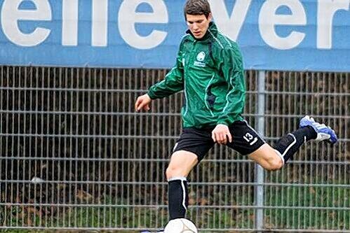 Kommt aus der Schalker A-Jugend und ist ein gelernter Innenverteidiger: Der 18-jährige Richard Weber, zurzeit Trainingsgast bei Greuther Fürth.
