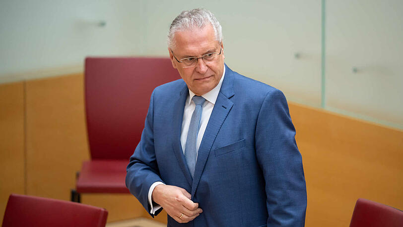 Innenminister Joachim Herrmann: "Die Lockerungen waren dringend nötig".