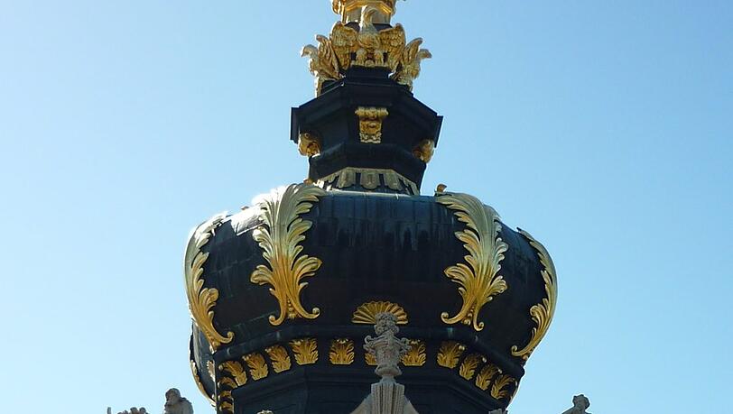 Eines der schönsten Bauwerke des Spätbarocks: der Dresdner Zwinger. Eines der schönsten Bauwerke des Spätbarocks: der Dresdner Zwinger.