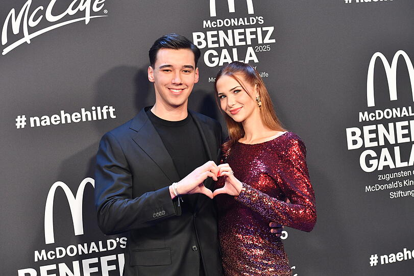 "Let's Dance"-Sieger Diego Pooth mit Freundin Louisa Büscher. "Let's Dance"-Sieger Diego Pooth mit Freundin Louisa Büscher.