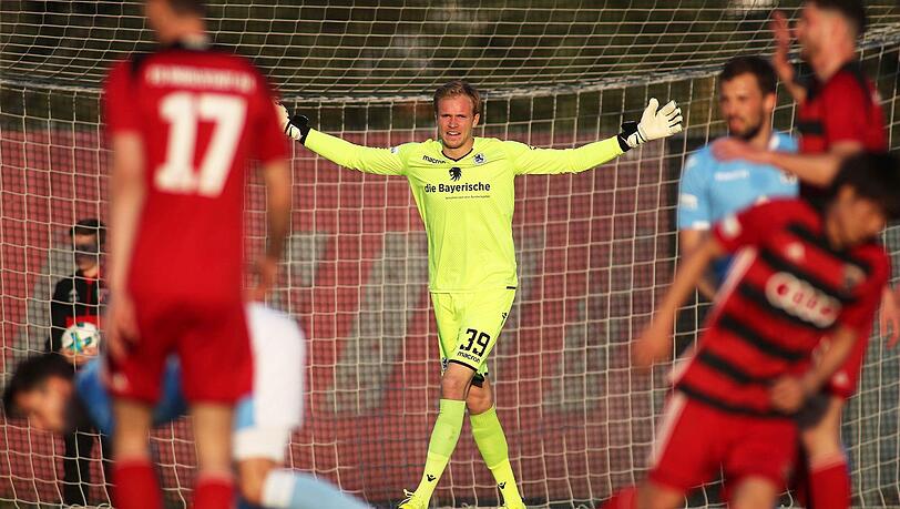 Kam vom BVB zum TSV 1860: Keeper Hendrik Bonmann (Mi.). Kam vom BVB zum TSV 1860: Keeper Hendrik Bonmann (Mi.).