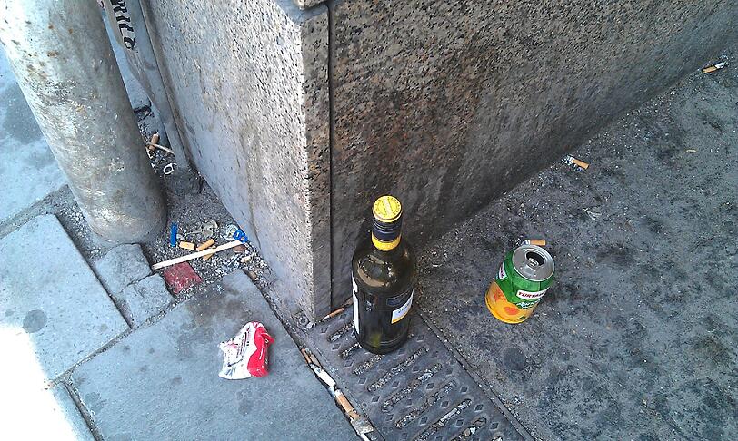 Müll in der Goethestraße: Ein paar Abfallbehälter würden hier vielleicht nicht schaden.