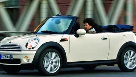 Bald auch in der Einstiegsversion One zu haben: das Mini Cabrio Bald auch in der Einstiegsversion One zu haben: das Mini Cabrio