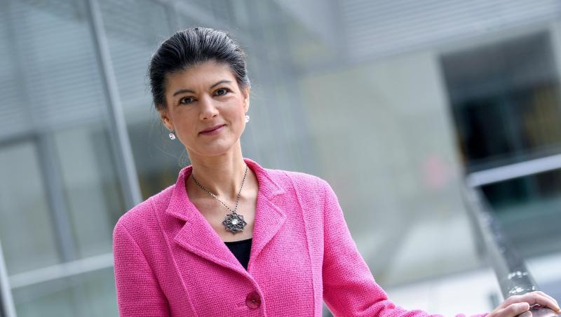 Wo sind die attraktiven Männer? Sahra Wagenknecht 2019 im Bundestag. Wo sind die attraktiven Männer? Sahra Wagenknecht 2019 im Bundestag.