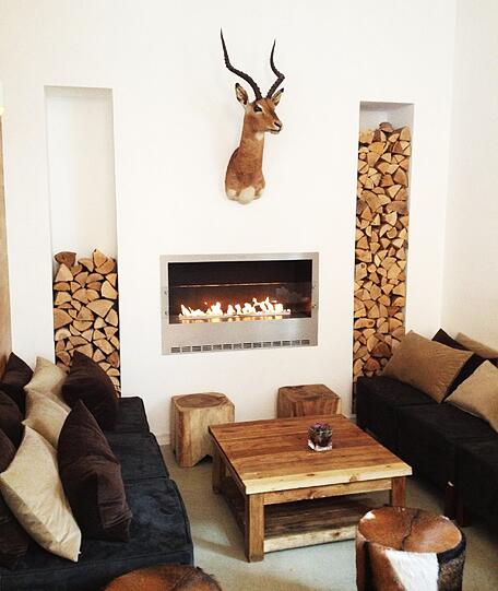 Kuscheln am Kamin - in der Lounge einfach urgemütlich.