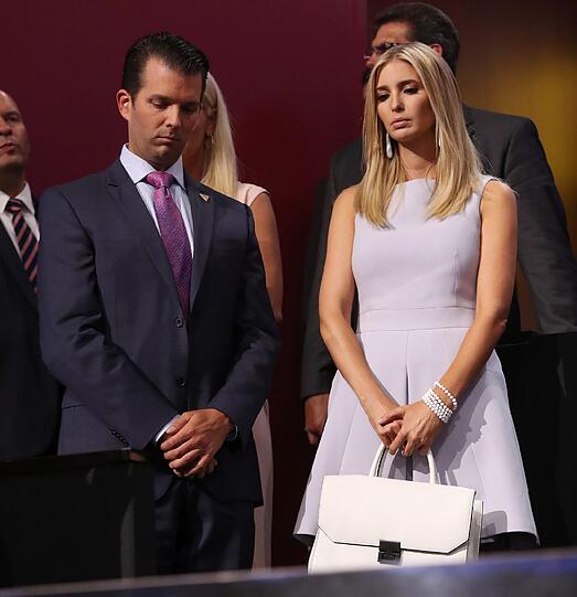 Die Kinder des künftigen Präsidenten, Donald jr. und Ivanka Trump, sollen nicht nur am gemeinsamen Esstisch, sondern auch am Kabinettstisch sitzen.