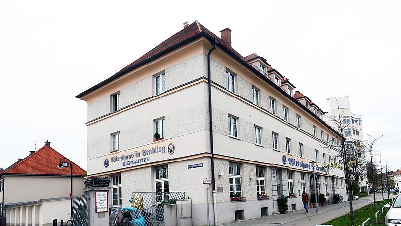 Das Wirtshaus schließt. Das Wirtshaus schließt.